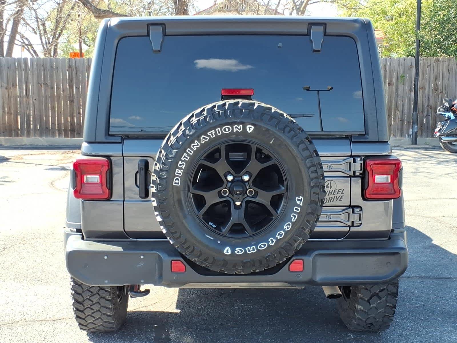 2022 Jeep Wrangler Unlimited Willys 4x4