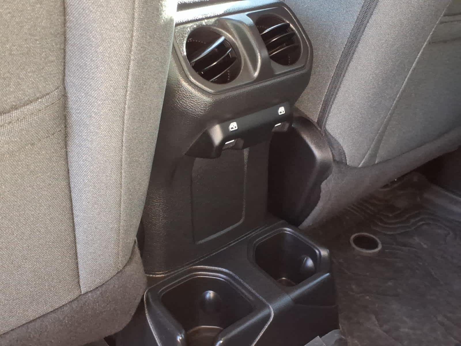 2024 Jeep Wrangler 4-Door Willys 4x4