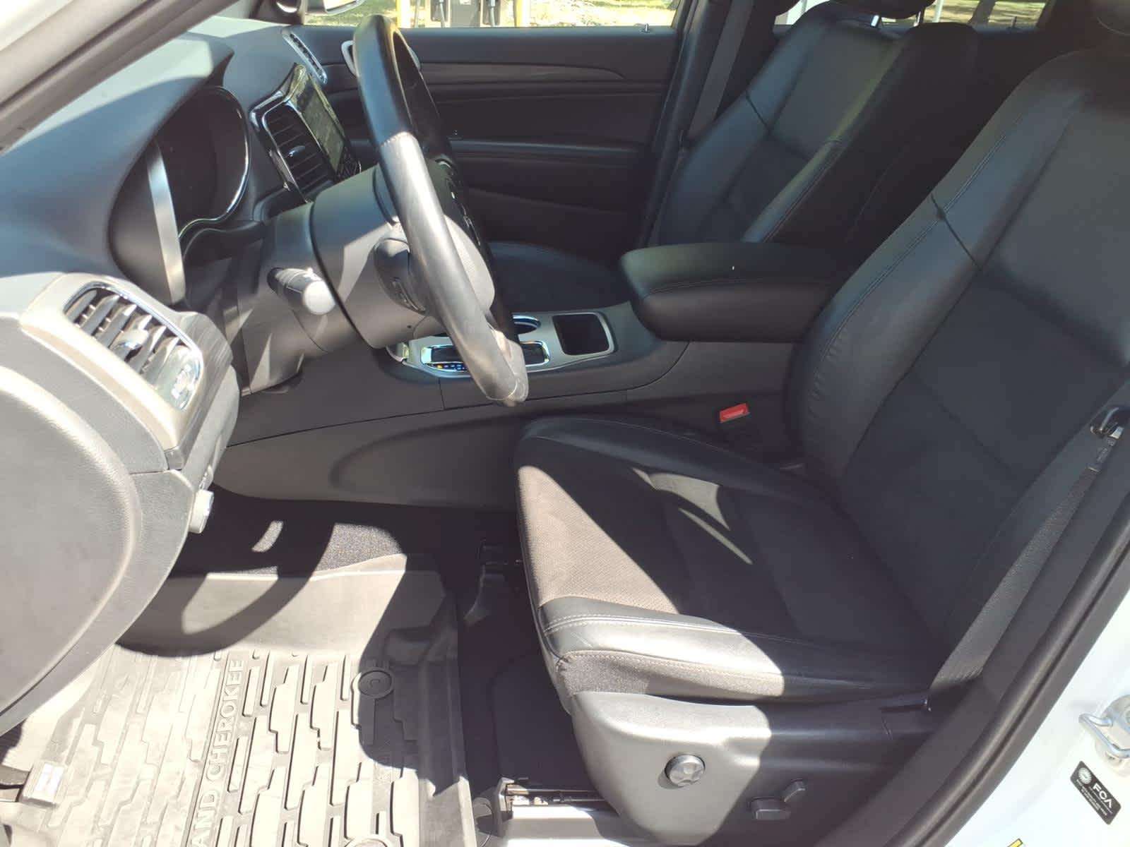 2021 Jeep Grand Cherokee Laredo X 4x4