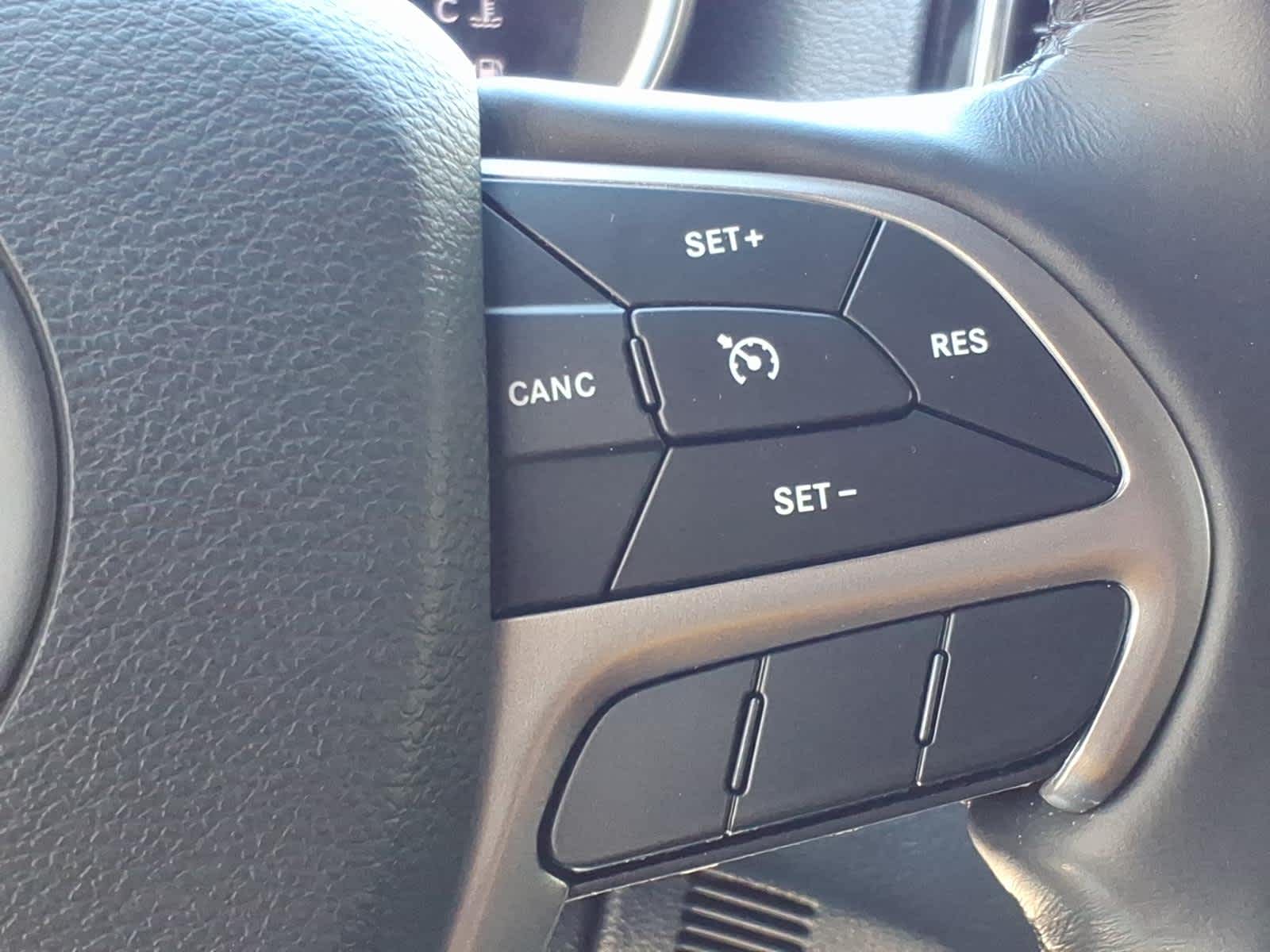 2021 Jeep Grand Cherokee Laredo X 4x4