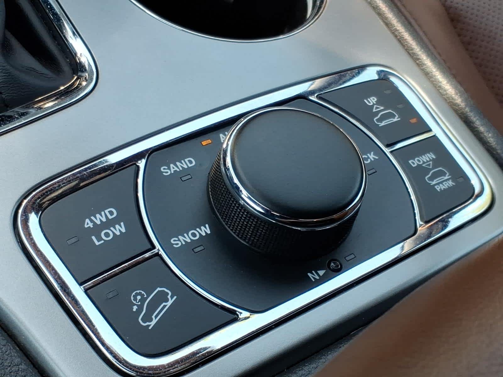 2020 Jeep Grand Cherokee Overland 4x4
