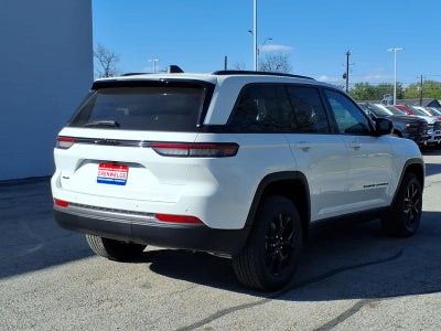 2026 Jeep Grand Cherokee GRAND CHEROKEE LAREDO ALTITUDE 4X4