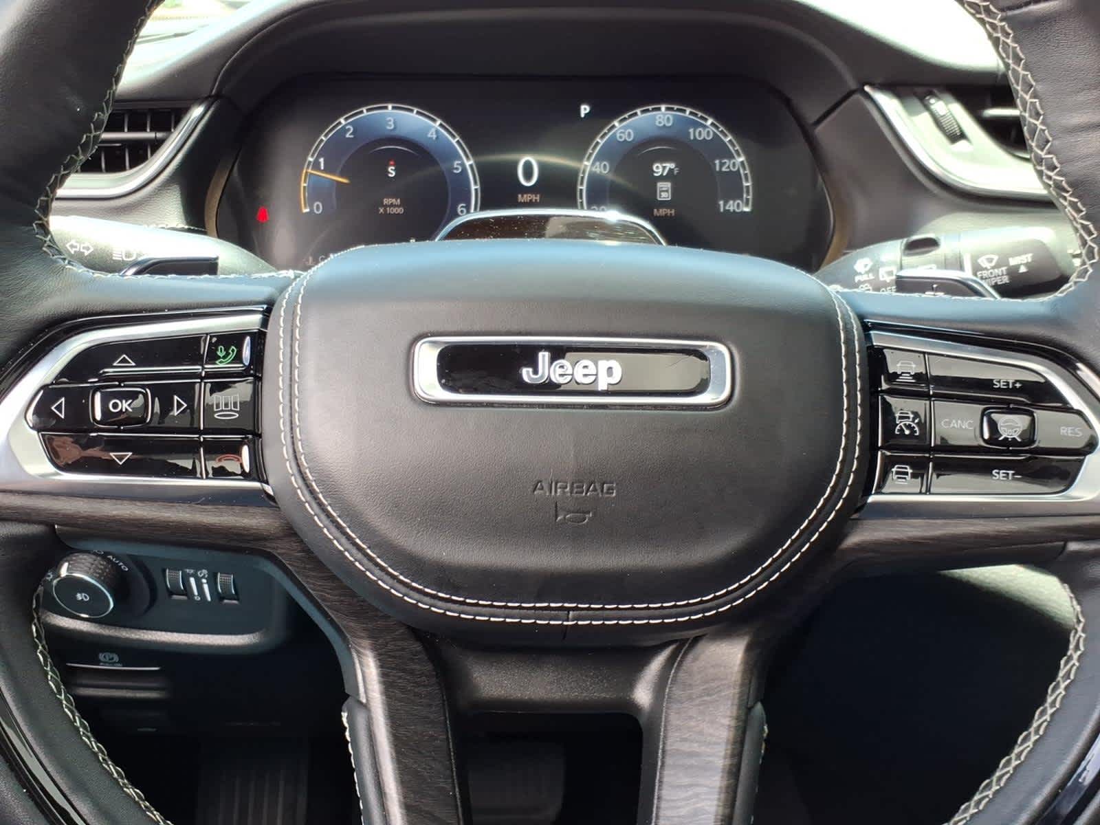 2024 Jeep Grand Cherokee Overland 4x4