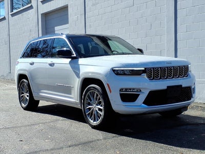 2025 Jeep Grand Cherokee Summit 4x4