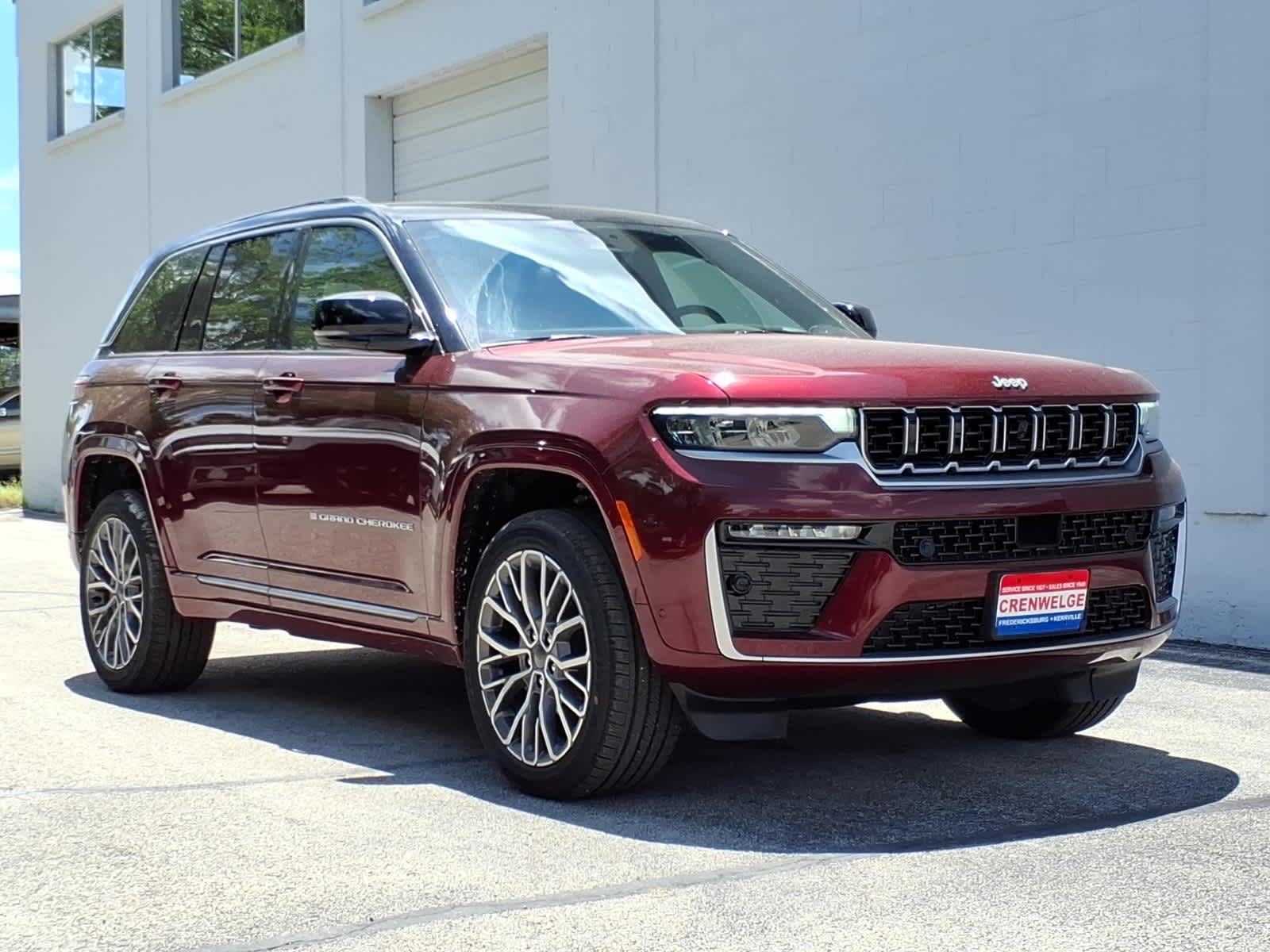 2026 Jeep Grand Cherokee GRAND CHEROKEE SUMMIT 4X4