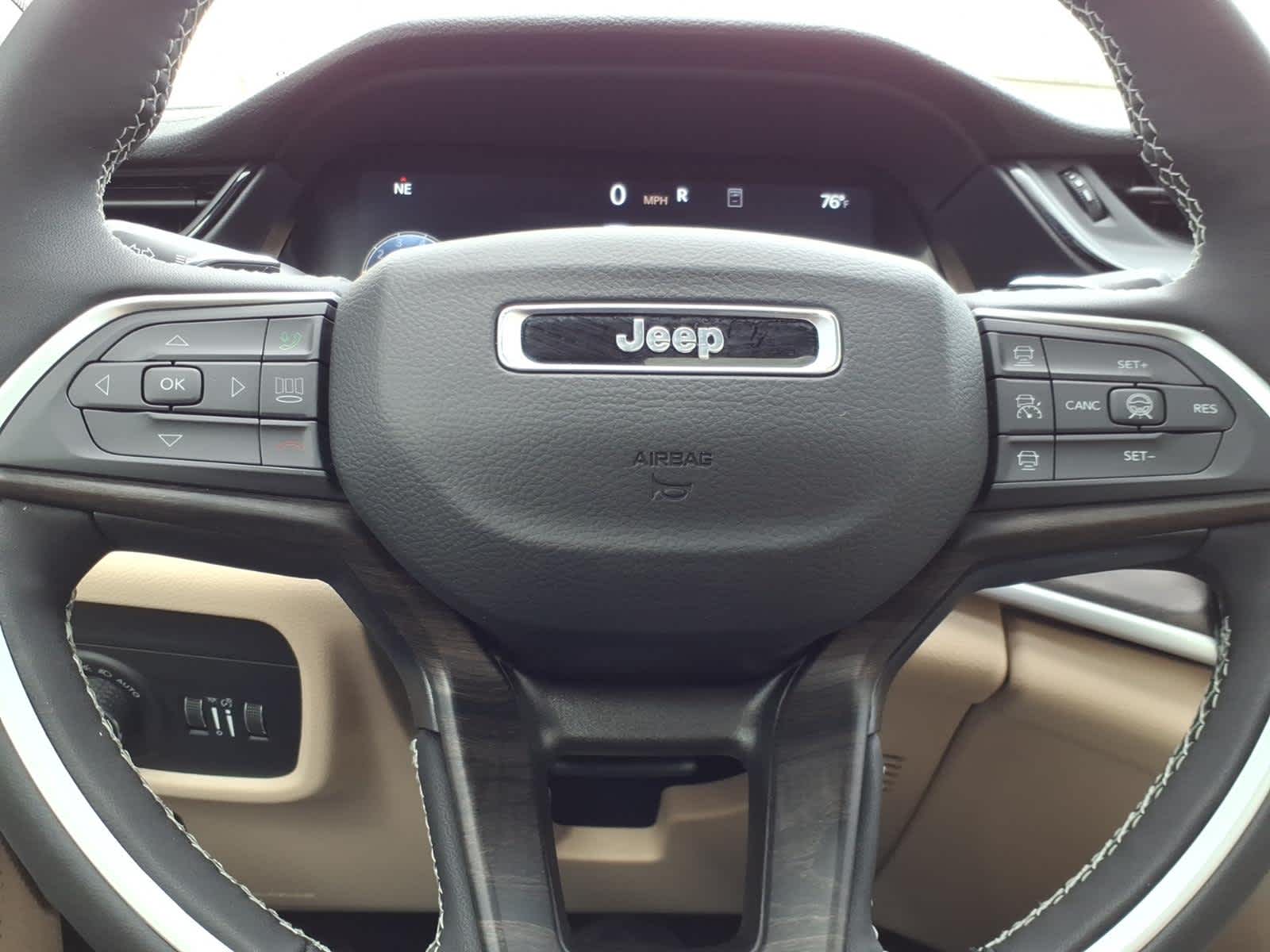 2026 Jeep Grand Cherokee GRAND CHEROKEE L LIMITED 4X2
