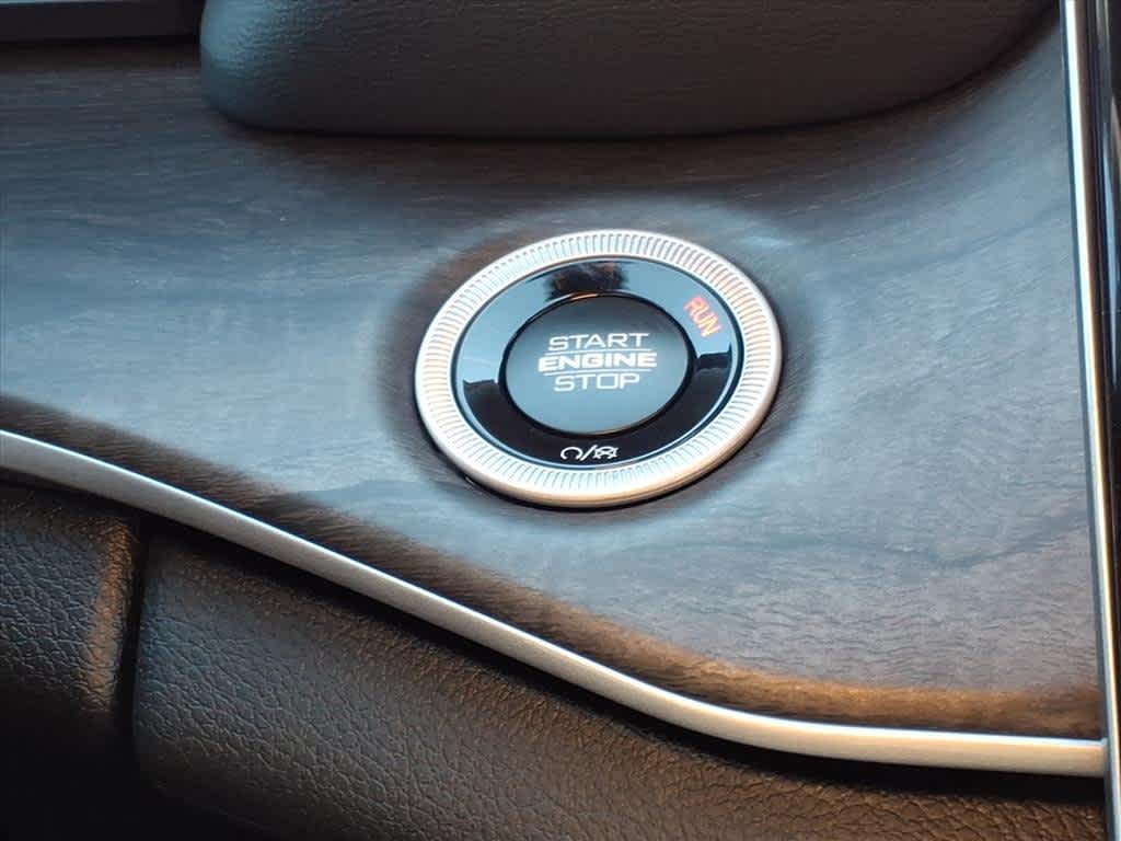 2025 Jeep Grand Cherokee L Limited 4x4