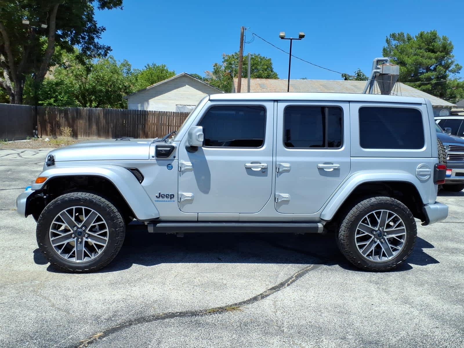 2024 Jeep Wrangler 4xe Summit 4xe