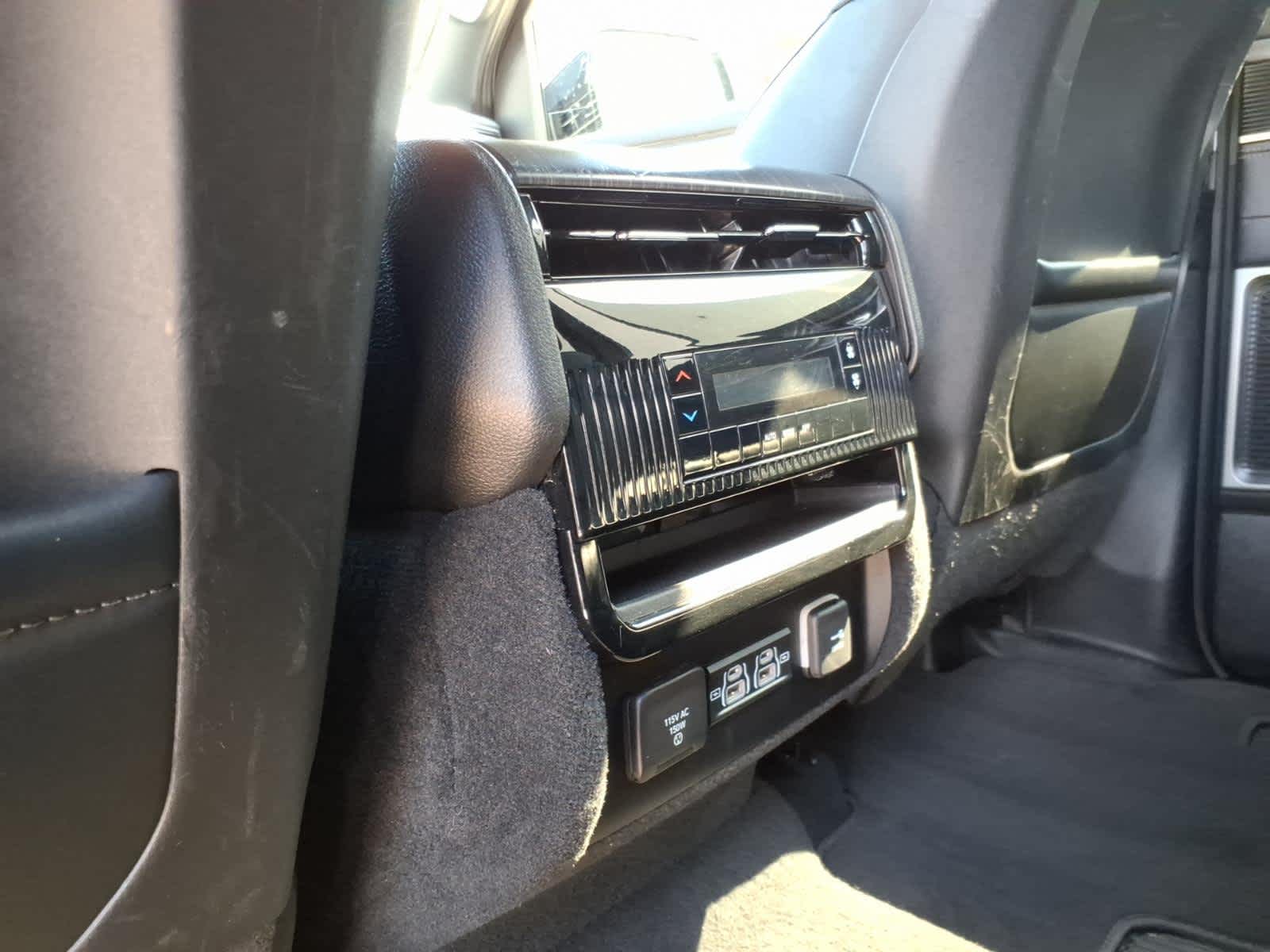 2024 Jeep Wagoneer Series II 4x2