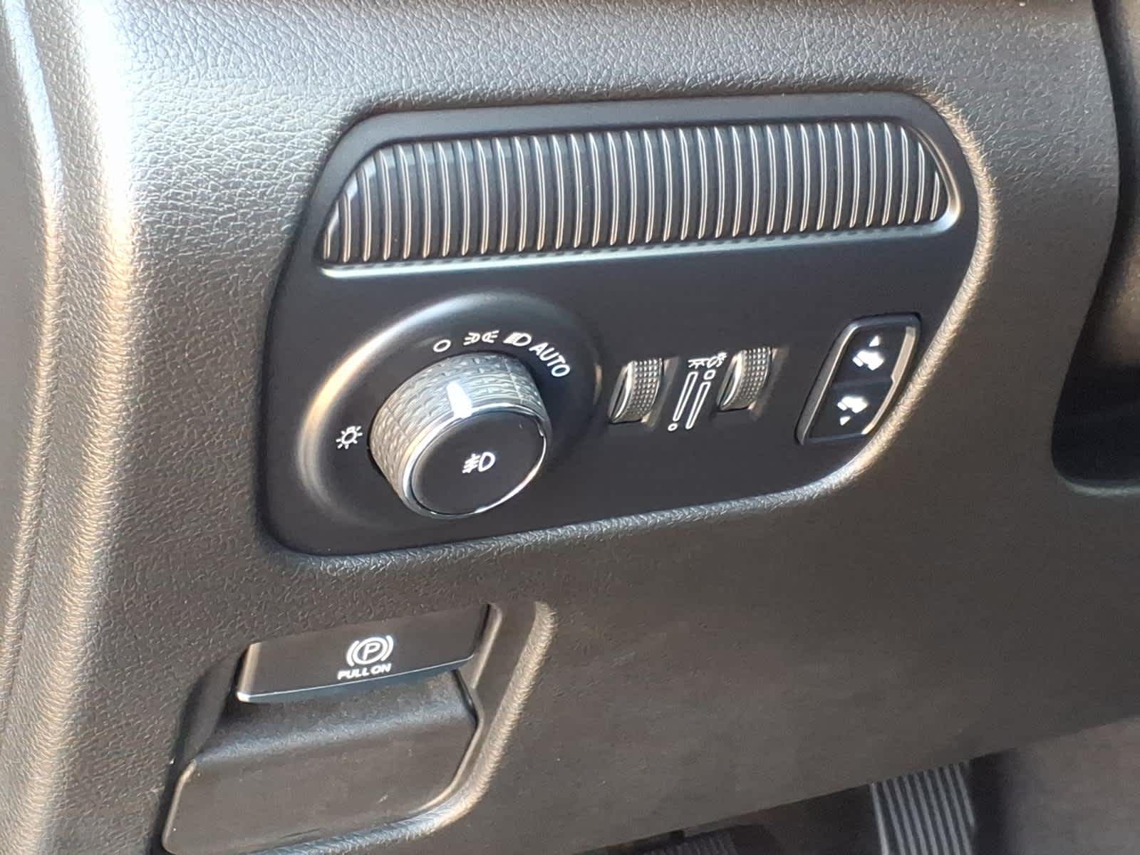 2024 Jeep Wagoneer Series II 4x2