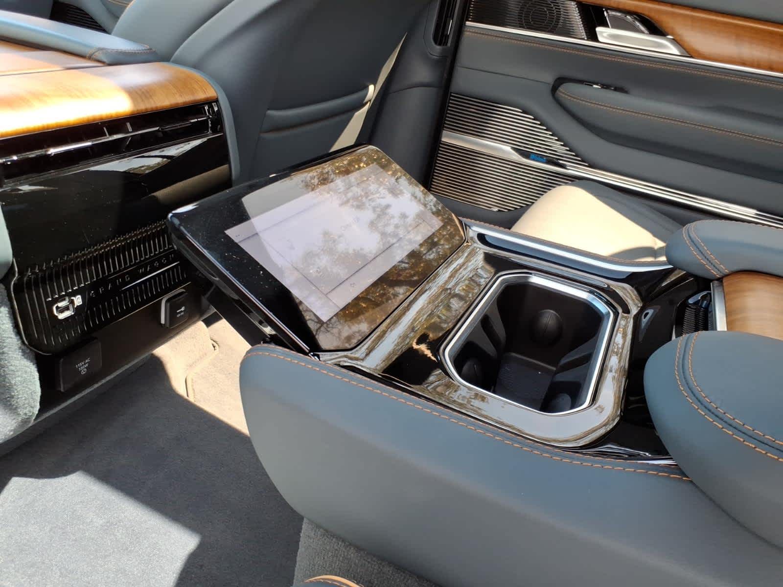 2024 Jeep Grand Wagoneer Series III 4x4