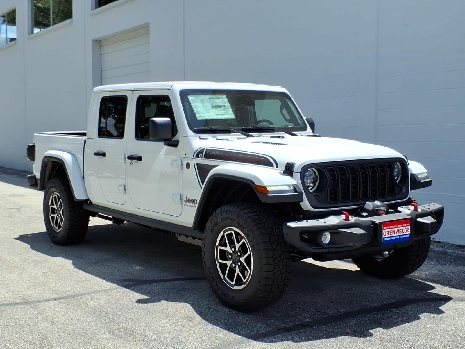 2026 Jeep Gladiator GLADIATOR SHADOW OPS 4X4