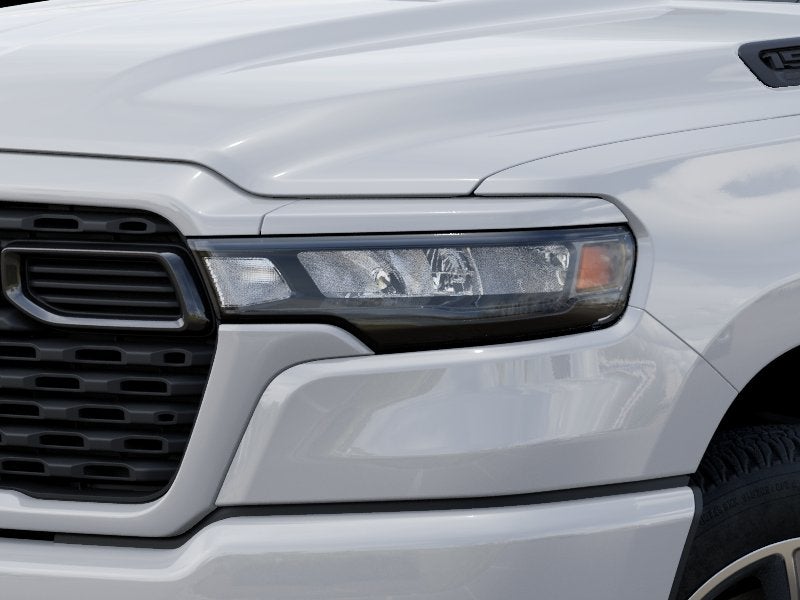 2026 RAM Ram 1500 RAM 1500 EXPRESS QUAD CAB 4X2 6'4' BOX