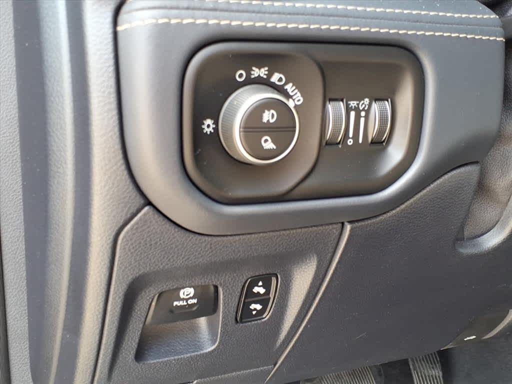 2020 RAM 1500 Limited Crew Cab 4x2 5'7' Box