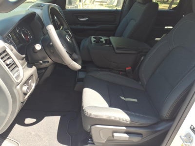 2026 RAM 1500 RAM 1500 TRADESMAN QUAD CAB 4X4 6'4' BOX