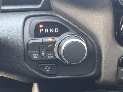 2026 RAM 1500 RAM 1500 TRADESMAN QUAD CAB 4X4 6'4' BOX