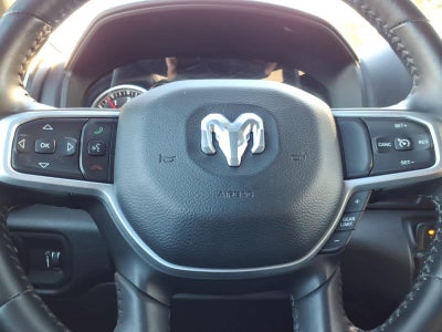 2021 RAM 1500 Big Horn Crew Cab 4x4 5'7' Box