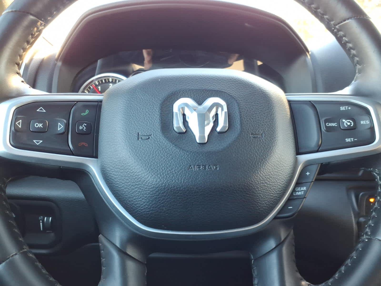 2021 RAM 1500 Big Horn Crew Cab 4x4 5'7' Box