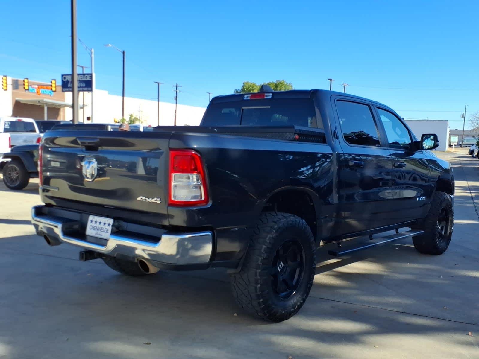 2021 RAM 1500 Big Horn Crew Cab 4x4 5'7' Box