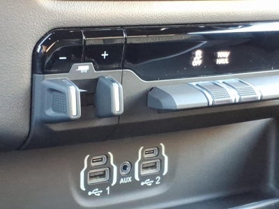 2021 RAM 1500 Big Horn Crew Cab 4x4 5'7' Box