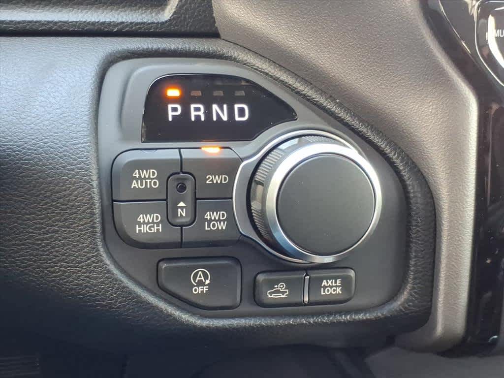 2026 RAM Ram 1500 RAM 1500 LONE STAR CREW CAB 4X4 5'7' BOX