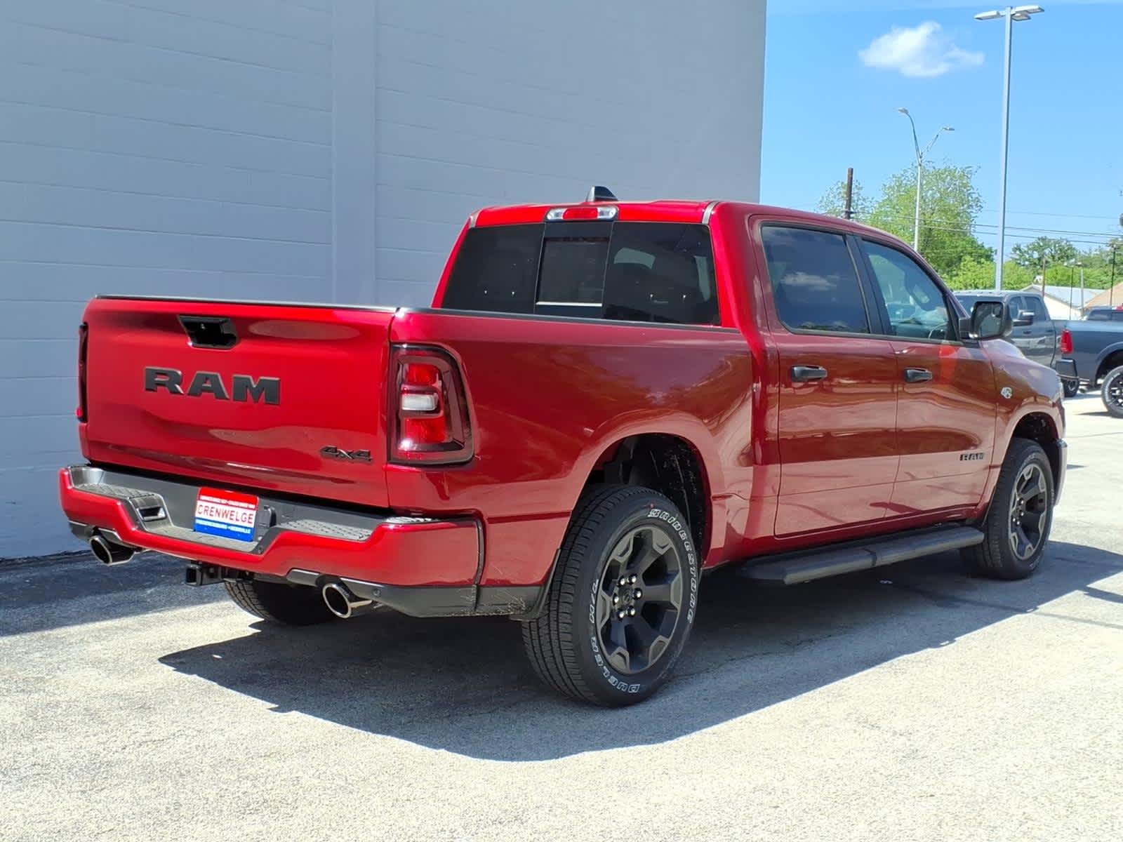 2026 RAM Ram 1500 RAM 1500 EXPRESS CREW CAB 4X4 5'7' BOX