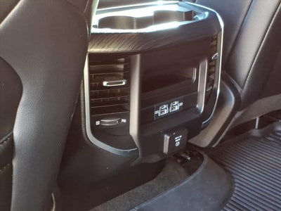 2023 RAM 1500 Laramie Crew Cab 4x4 5'7' Box