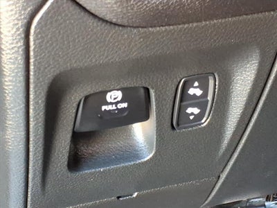 2023 RAM 1500 Laramie Crew Cab 4x4 5'7' Box