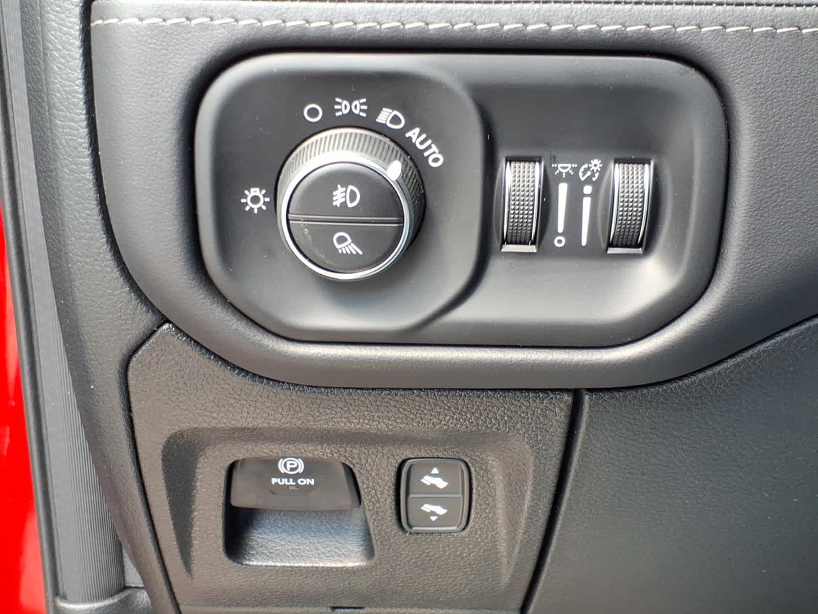 2026 RAM Ram 1500 RAM 1500 RHO CREW CAB 4X4 5'7' BOX