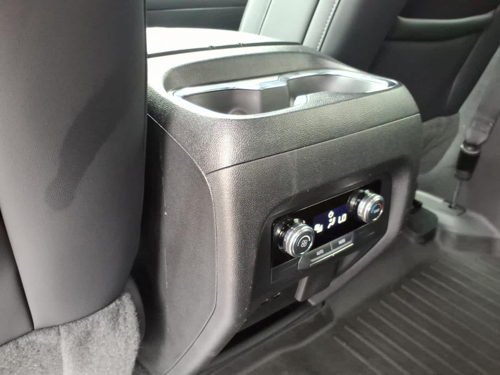 2024 GMC Acadia FWD Elevation
