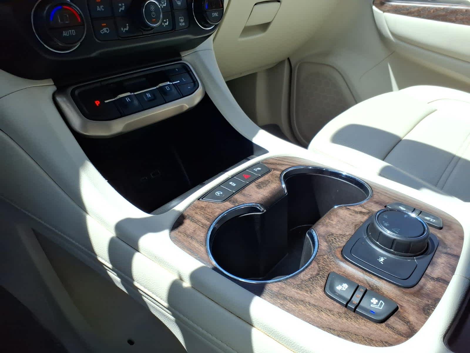 2021 GMC Acadia FWD Denali