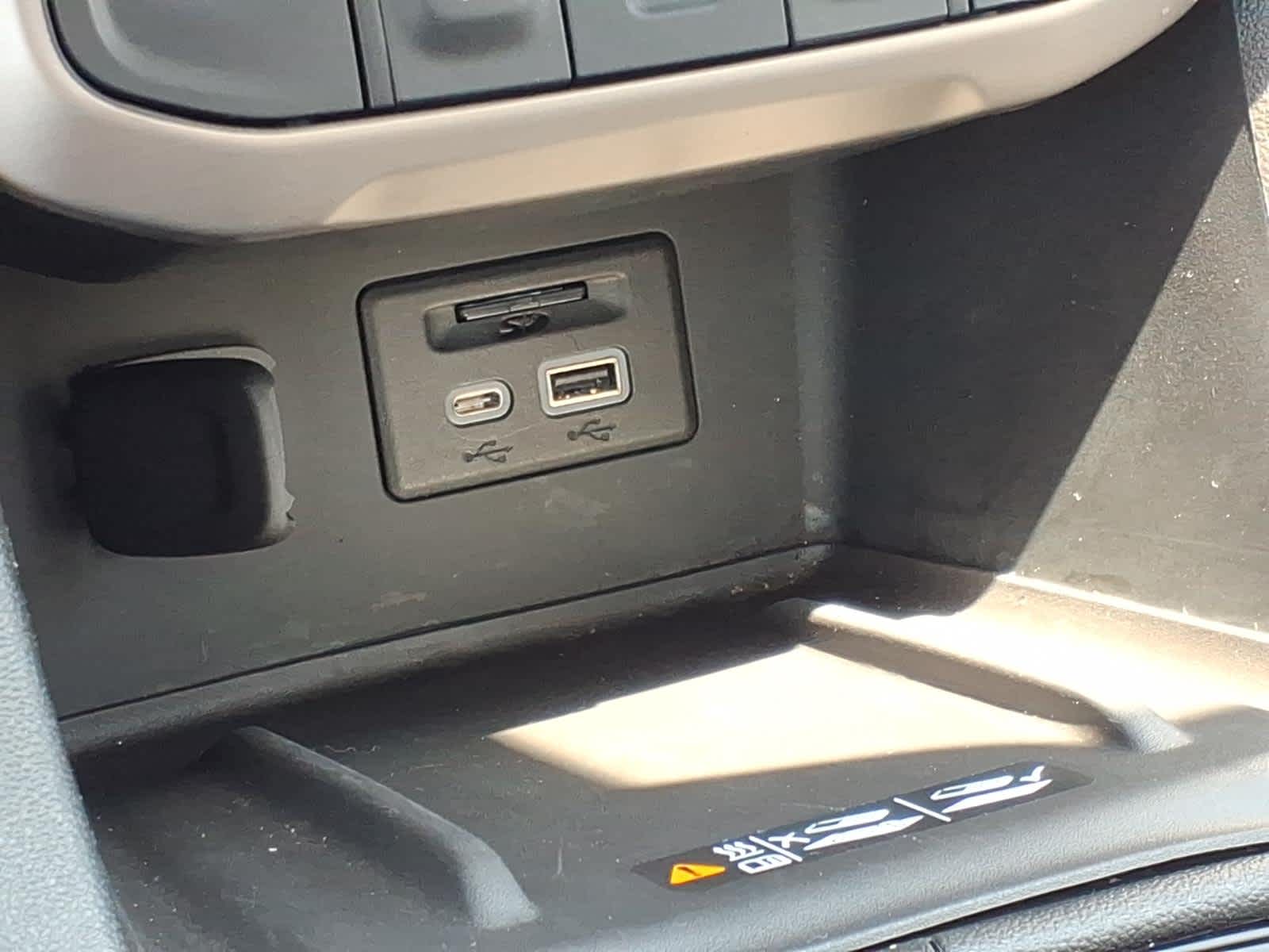 2023 GMC Acadia FWD Denali