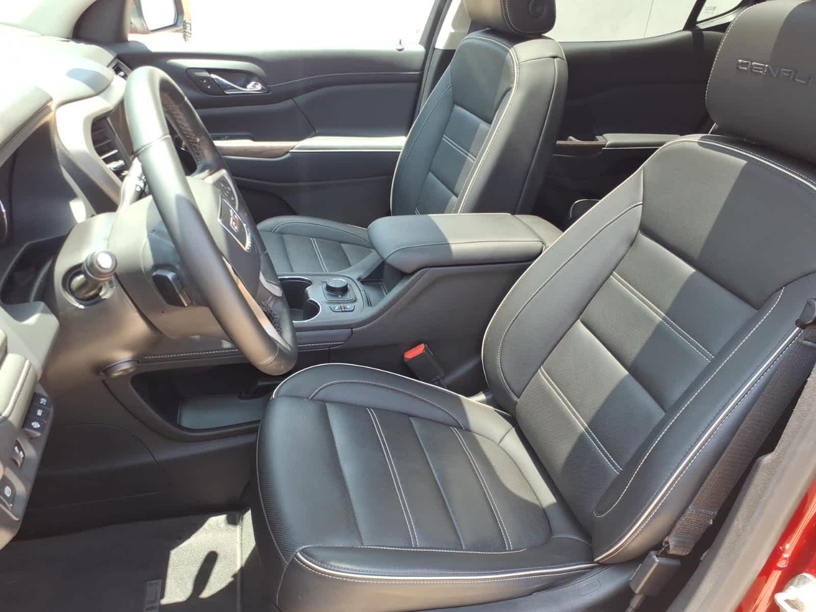 2023 GMC Acadia FWD Denali