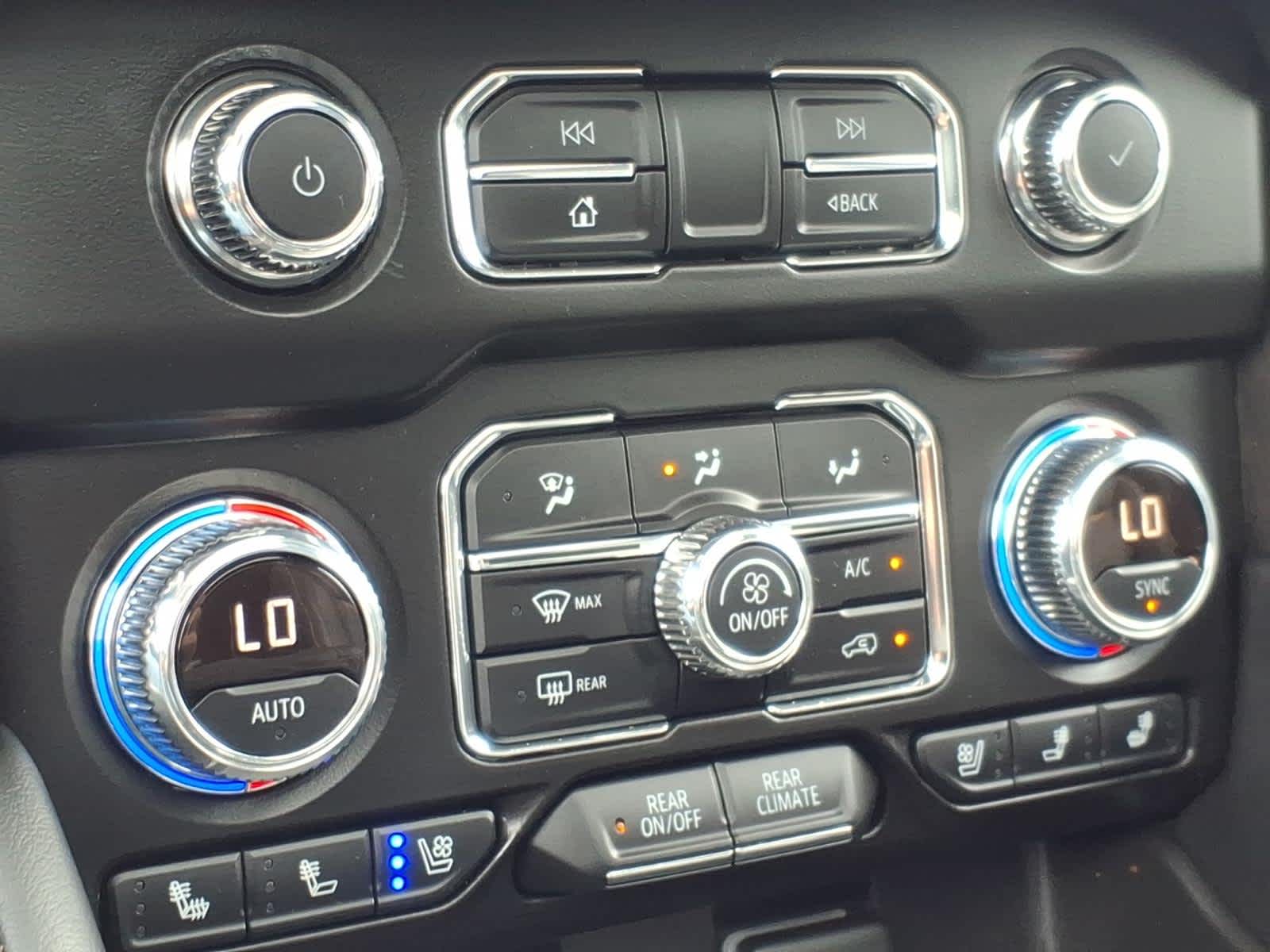 2021 GMC Yukon 4WD AT4