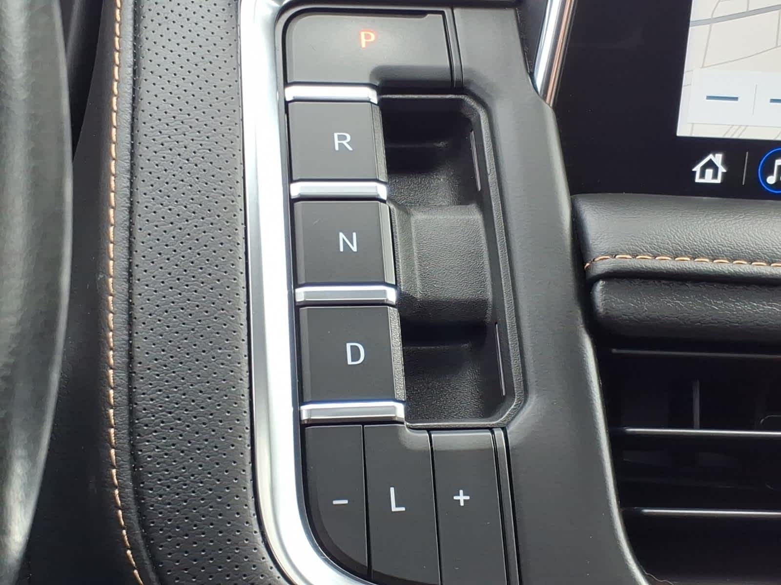 2021 GMC Yukon 4WD AT4