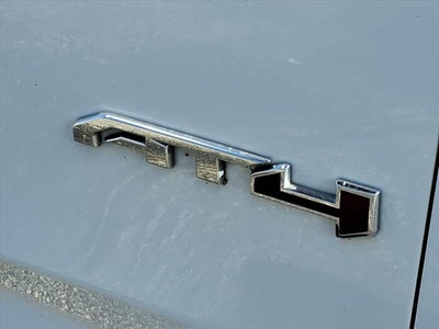 2022 GMC Yukon 4WD AT4