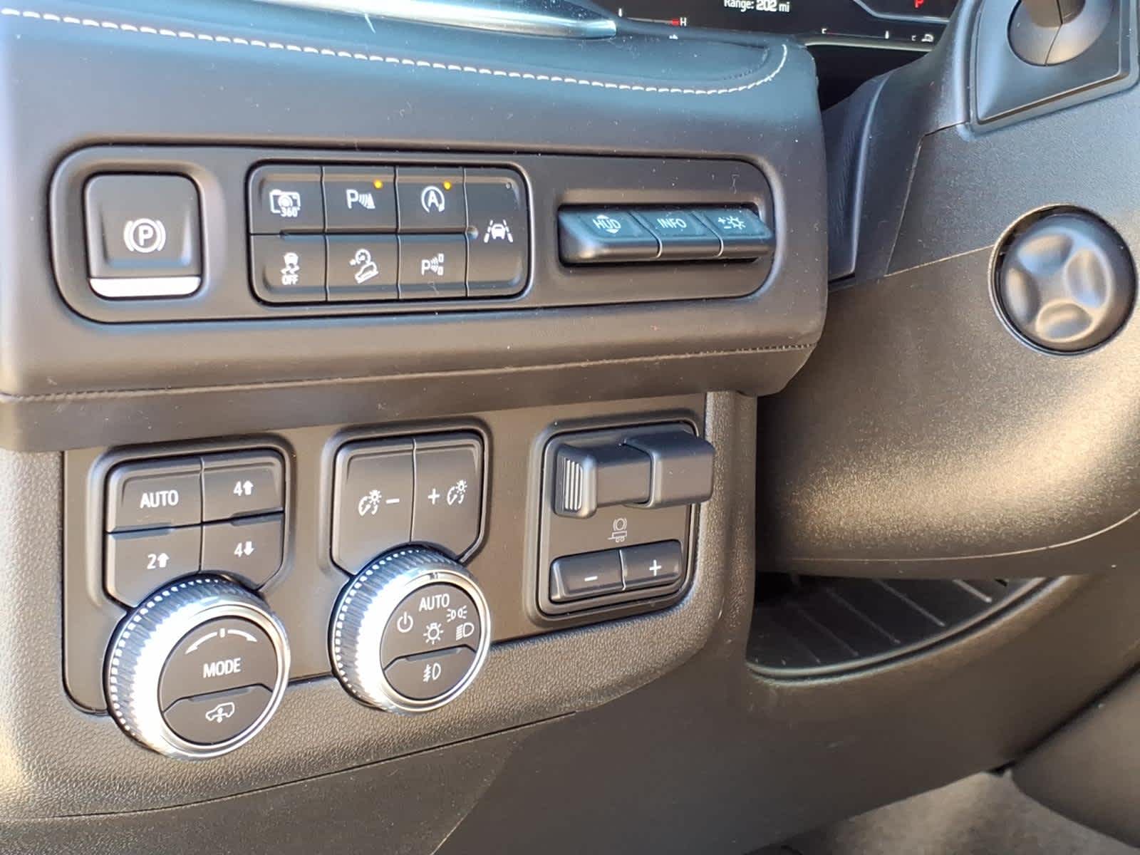 2024 GMC Yukon 4WD Denali Ultimate