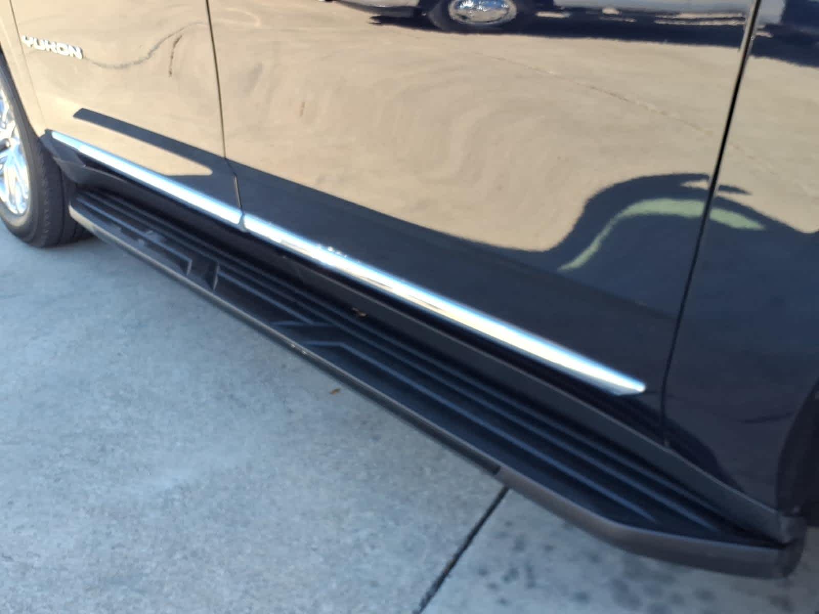 2023 GMC Yukon XL 4WD SLT