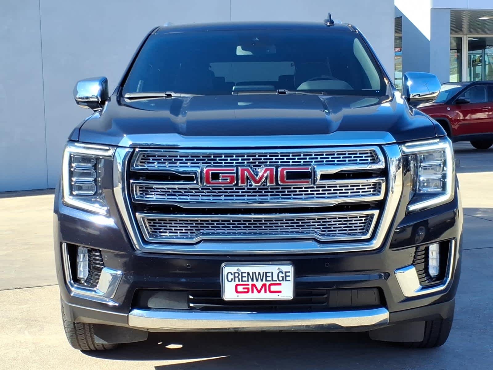 2023 GMC Yukon XL 4WD SLT