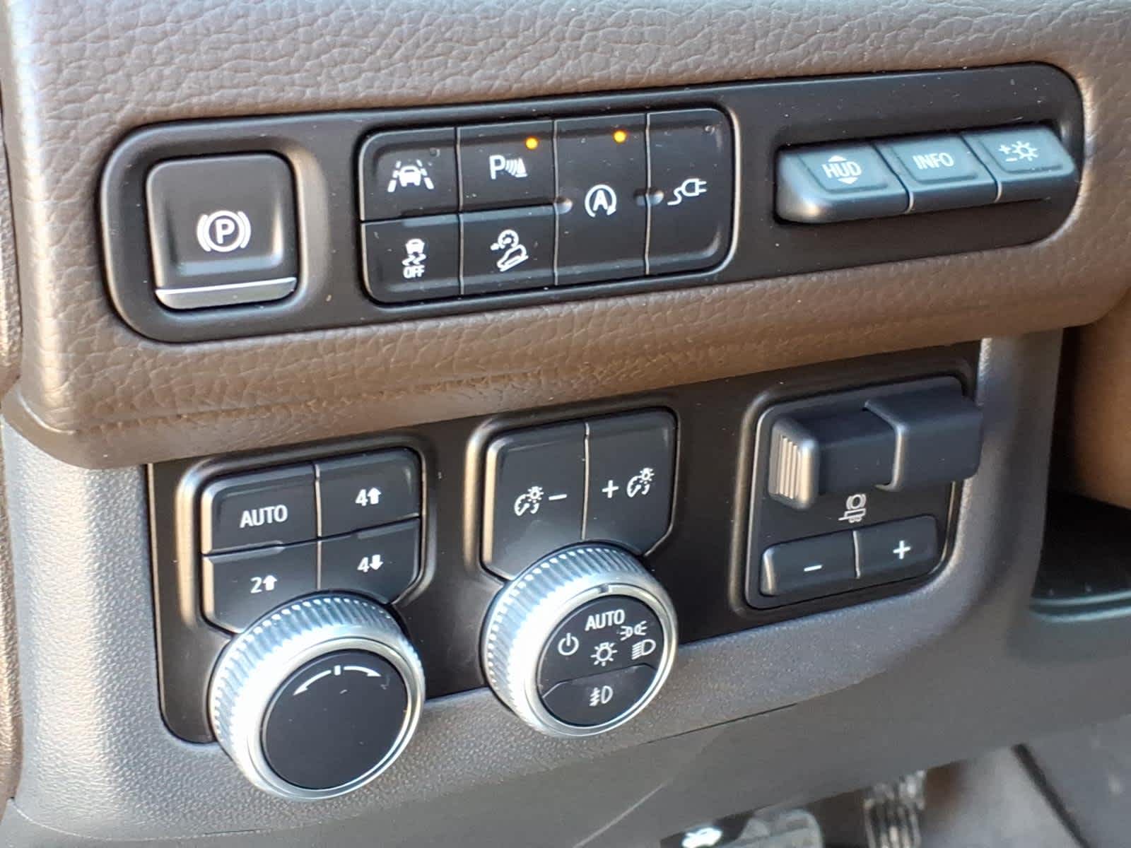 2021 GMC Yukon XL 4WD Denali