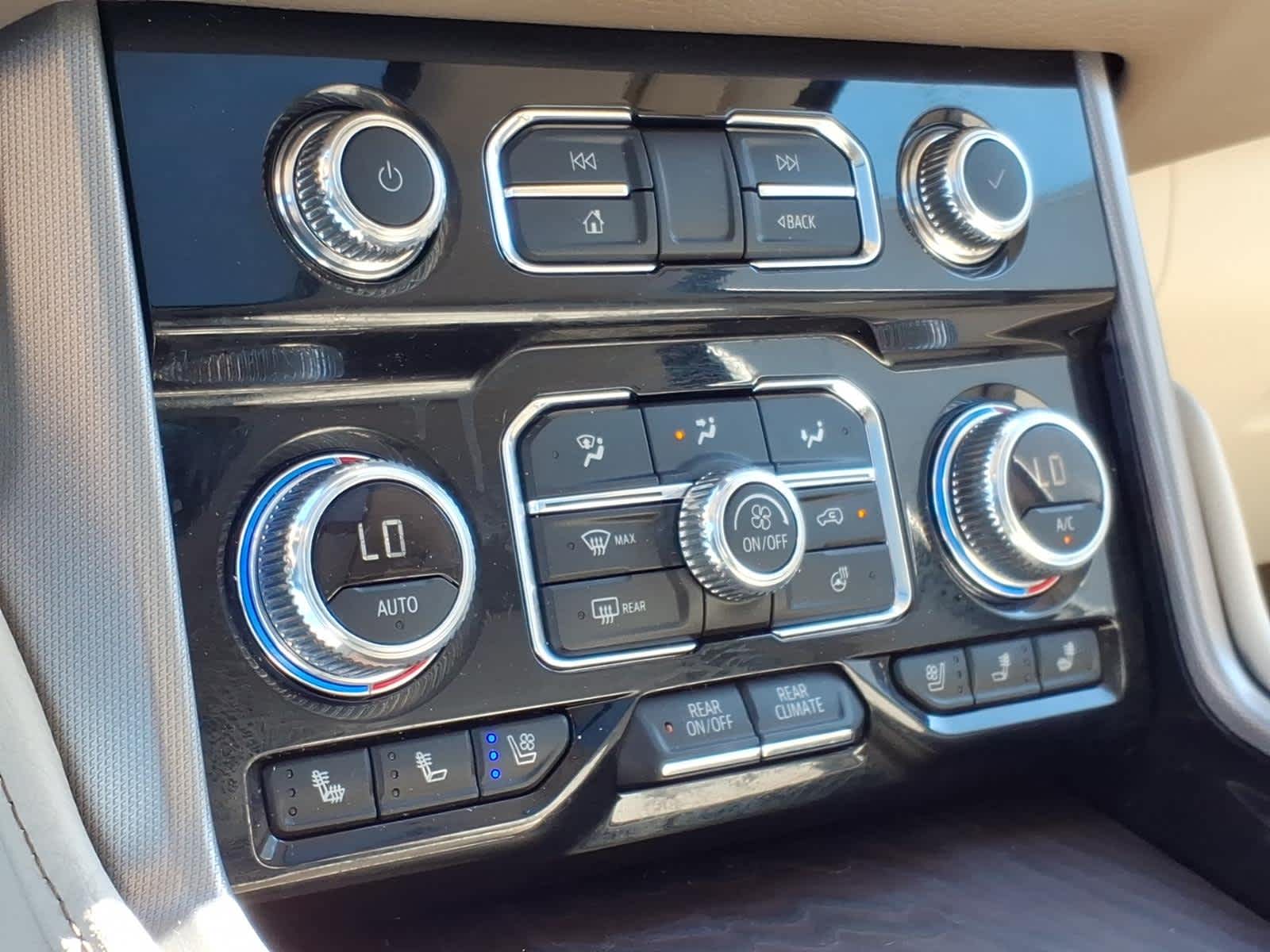 2024 GMC Yukon XL 4WD Denali