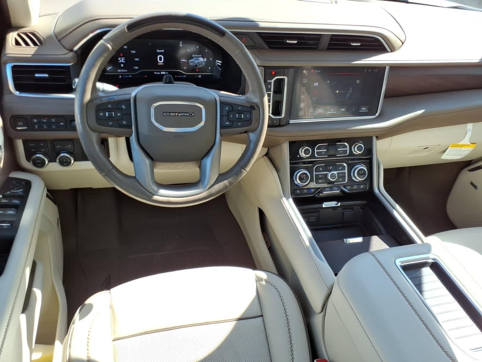 2024 GMC Yukon XL 4WD Denali
