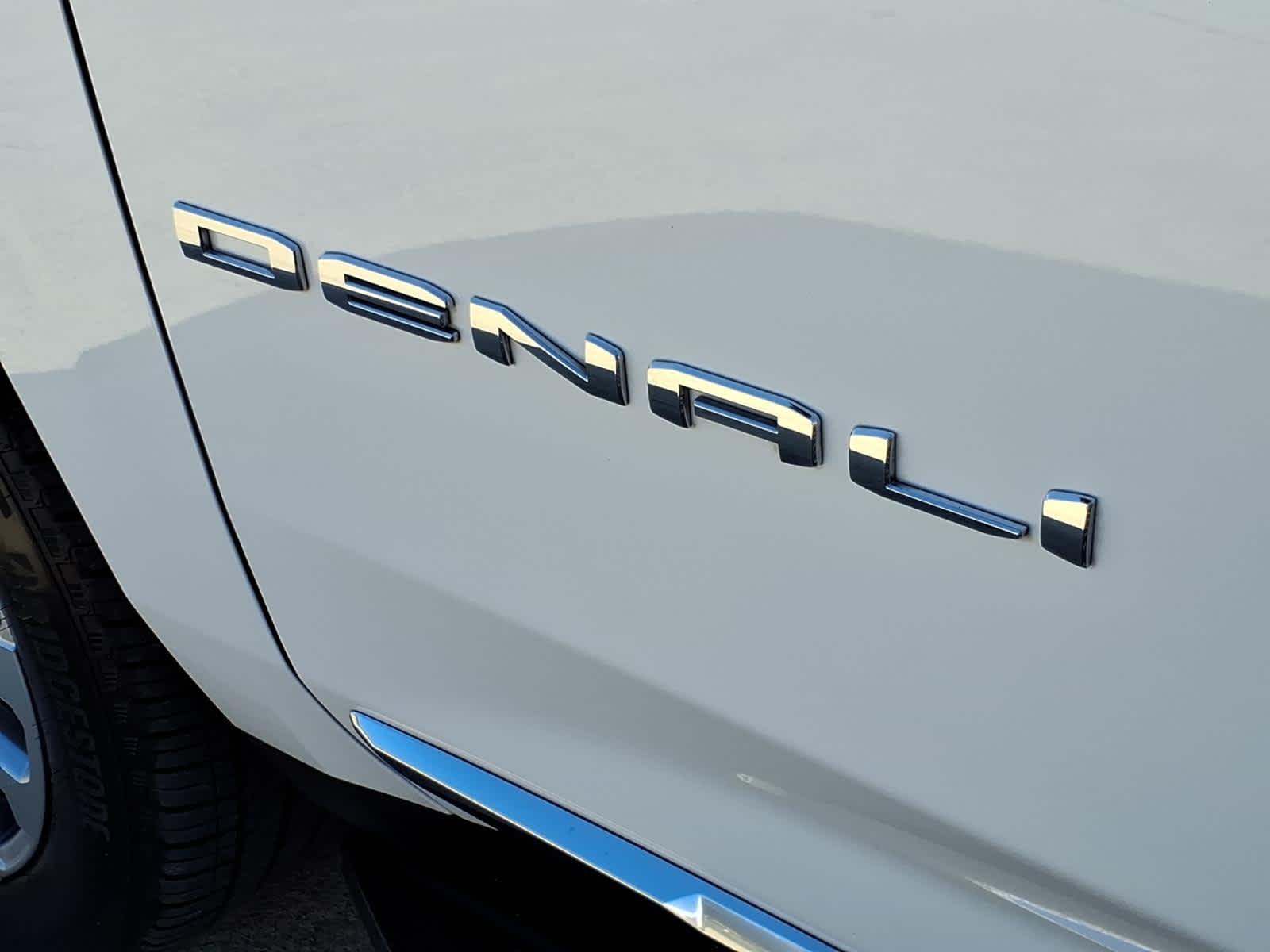2024 GMC Yukon XL 4WD Denali