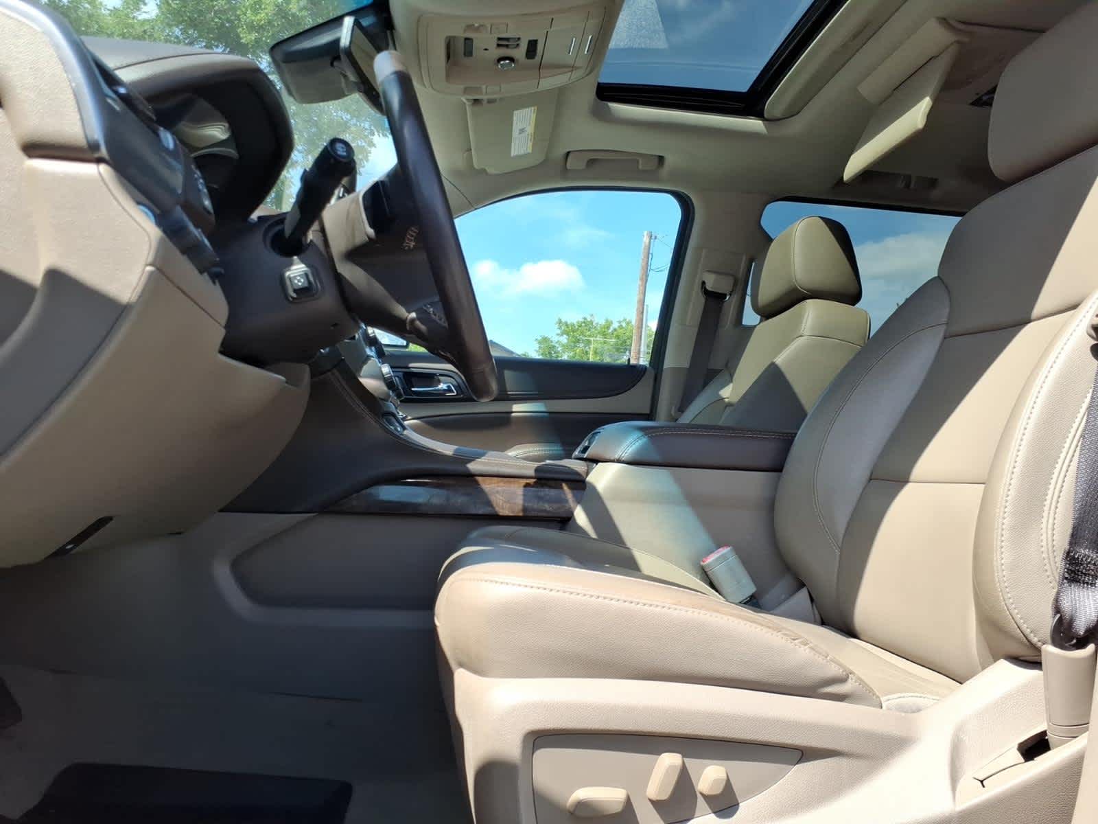 2020 Chevrolet Suburban 4WD LT
