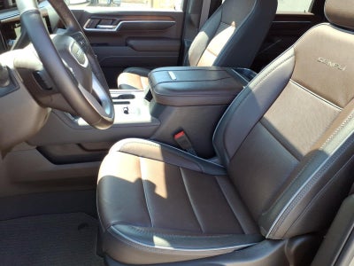 2025 GMC Sierra 2500HD 4WD Crew Cab Standard Bed Denali