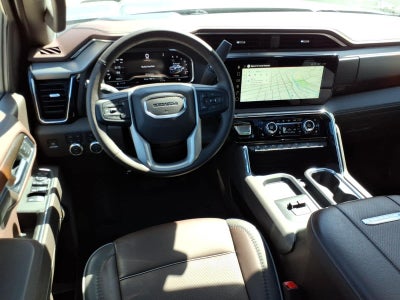 2025 GMC Sierra 2500HD 4WD Crew Cab Standard Bed Denali