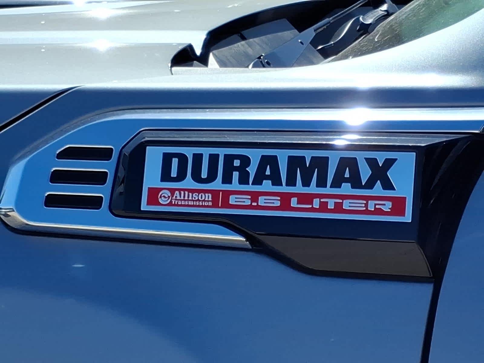 2025 GMC Sierra 2500HD 4WD Crew Cab Standard Bed Denali