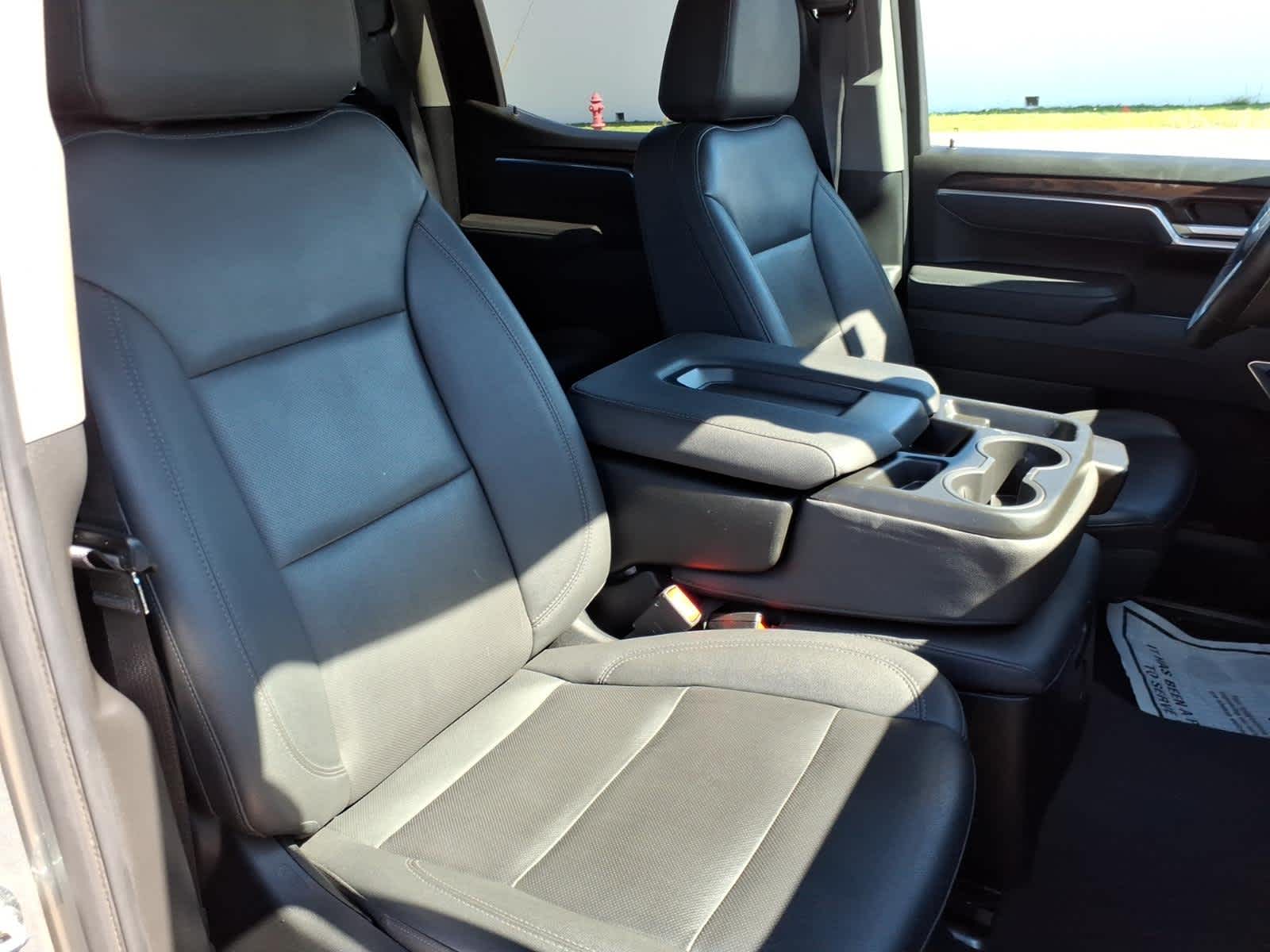 2025 GMC Sierra 1500 4WD Crew Cab Short Box SLT
