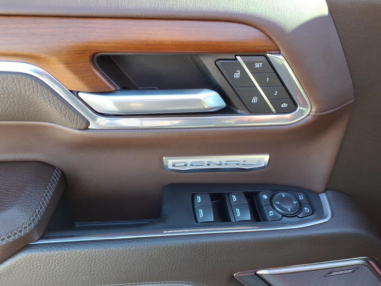 2023 GMC Sierra 1500 4WD Crew Cab Short Box Denali