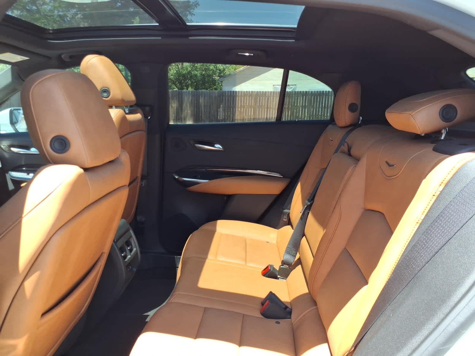 2024 Cadillac XT4 FWD Premium Luxury